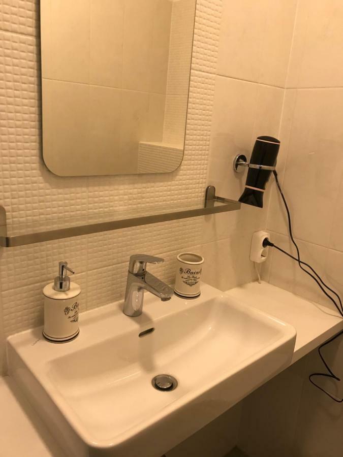 Viktor Appartement Ljubljana Buitenkant foto